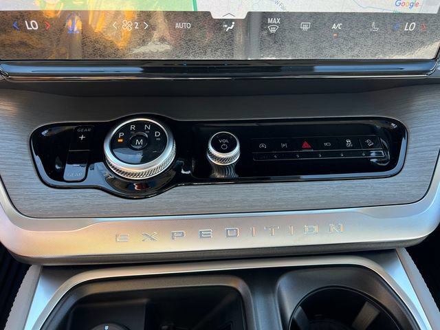 New 2027 Ford Expedition Max Platinum w/ Platinum Ultimate Package AWD/4WD image 20