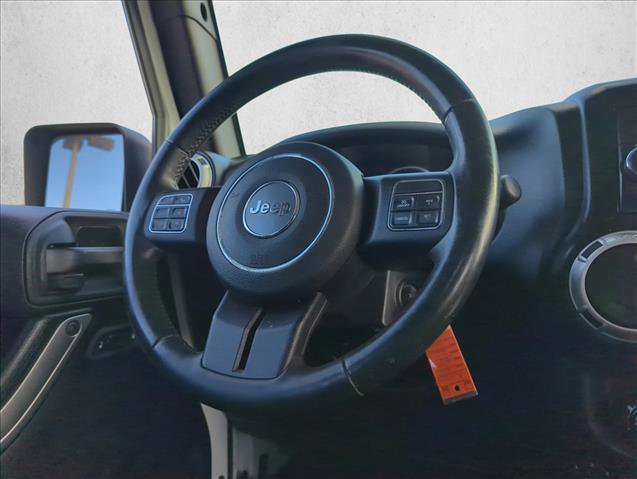 Used 2015 Jeep Wrangler Unlimited Sahara w/ Max Tow Package image 29
