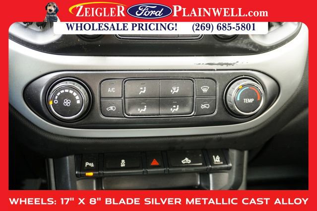 Used 2022 Chevrolet Colorado LT w/ Fleet Safety Package image 17