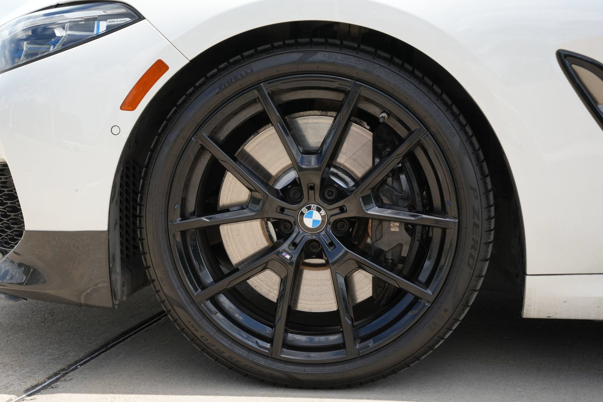 Used 2021 BMW M850i xDrive Coupe w/ Driving Assistance Package AWD/4WD image 30