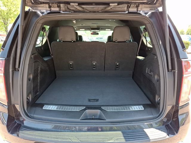 Used 2023 Chevrolet Suburban Premier RWD image 33