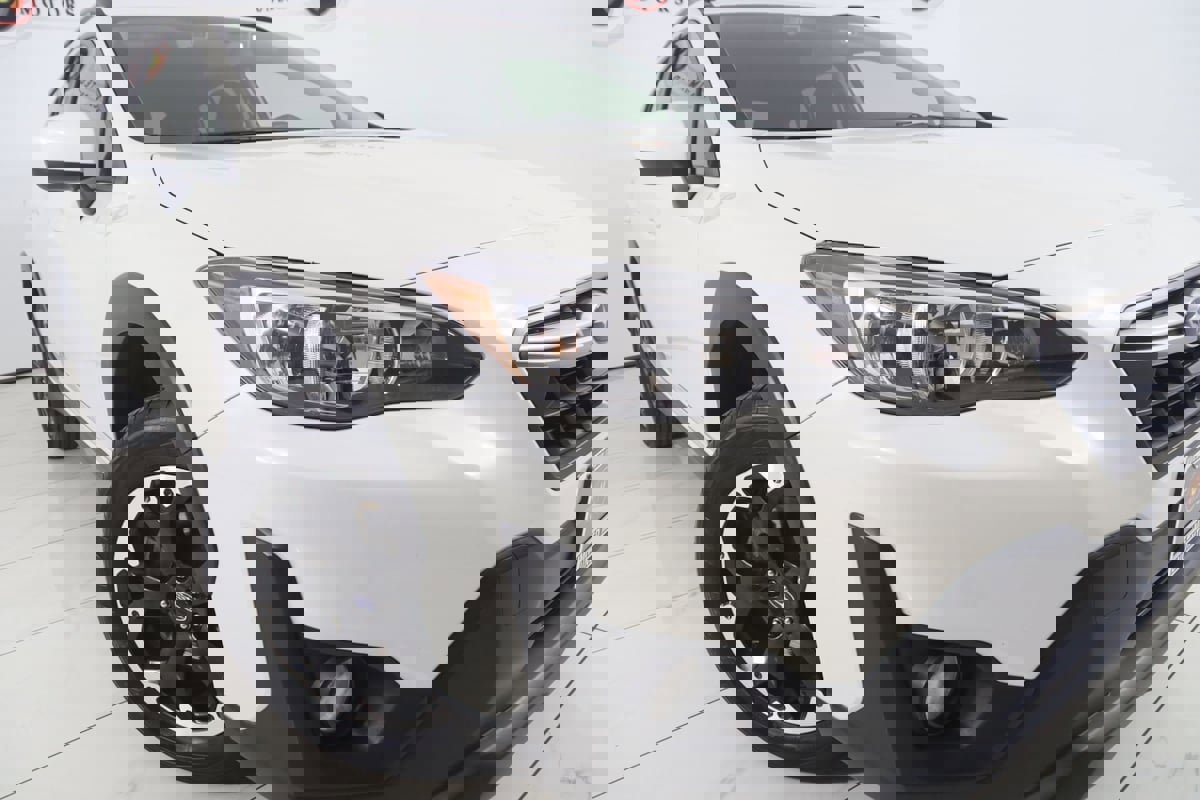 Used 2023 Subaru Crosstrek 2.0i Premium image 14