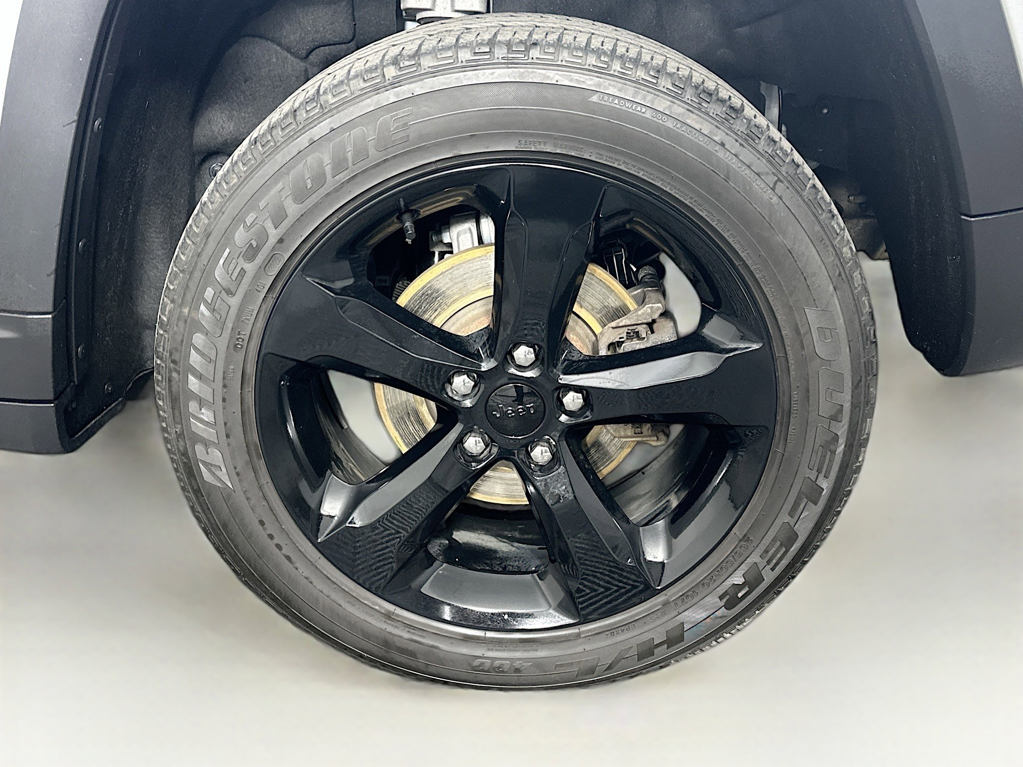 Used 2023 Jeep Grand Cherokee Altitude image 11