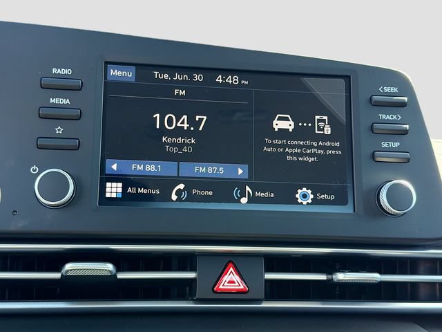 New 2026 Hyundai Elantra SE FWD image 17
