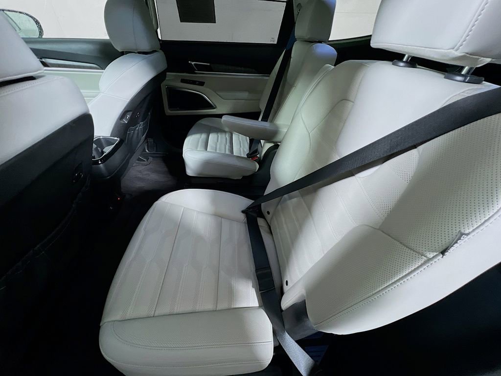 Used 2024 Kia Telluride SX Prestige image 21