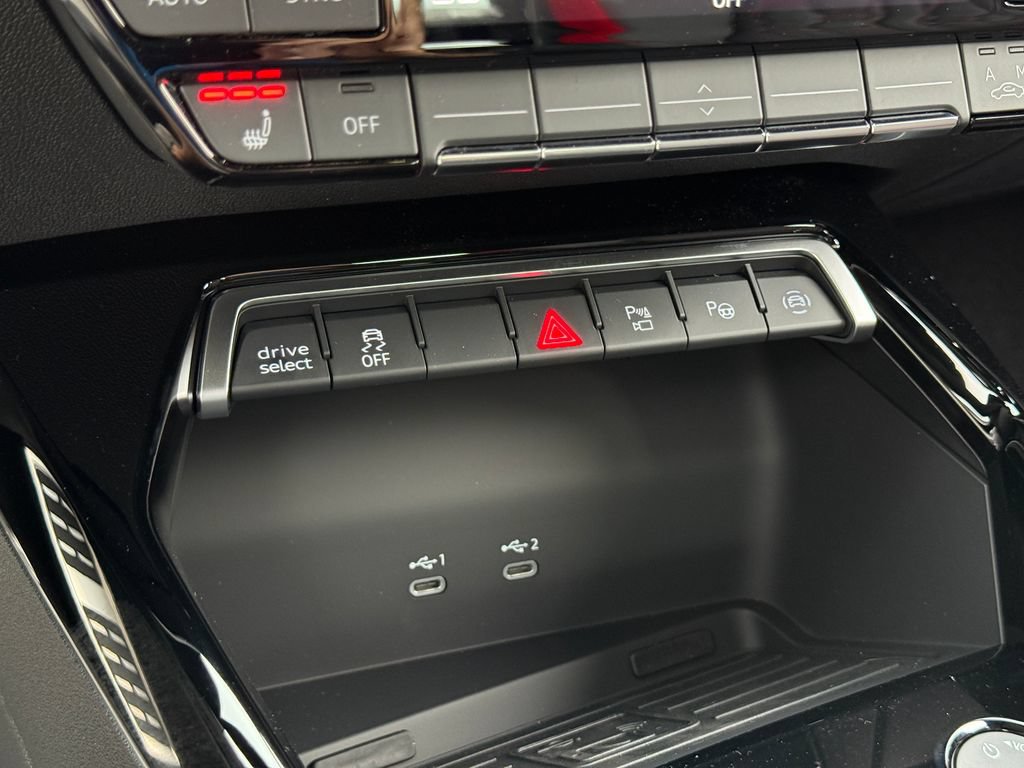 New 2026 Audi RS 3 AWD/4WD image 32