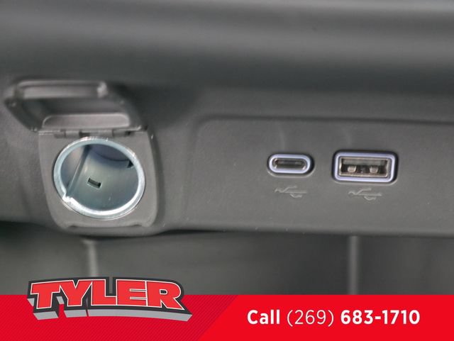 New 2026 Chevrolet Trax LS w/ LS Convenience Package FWD image 29