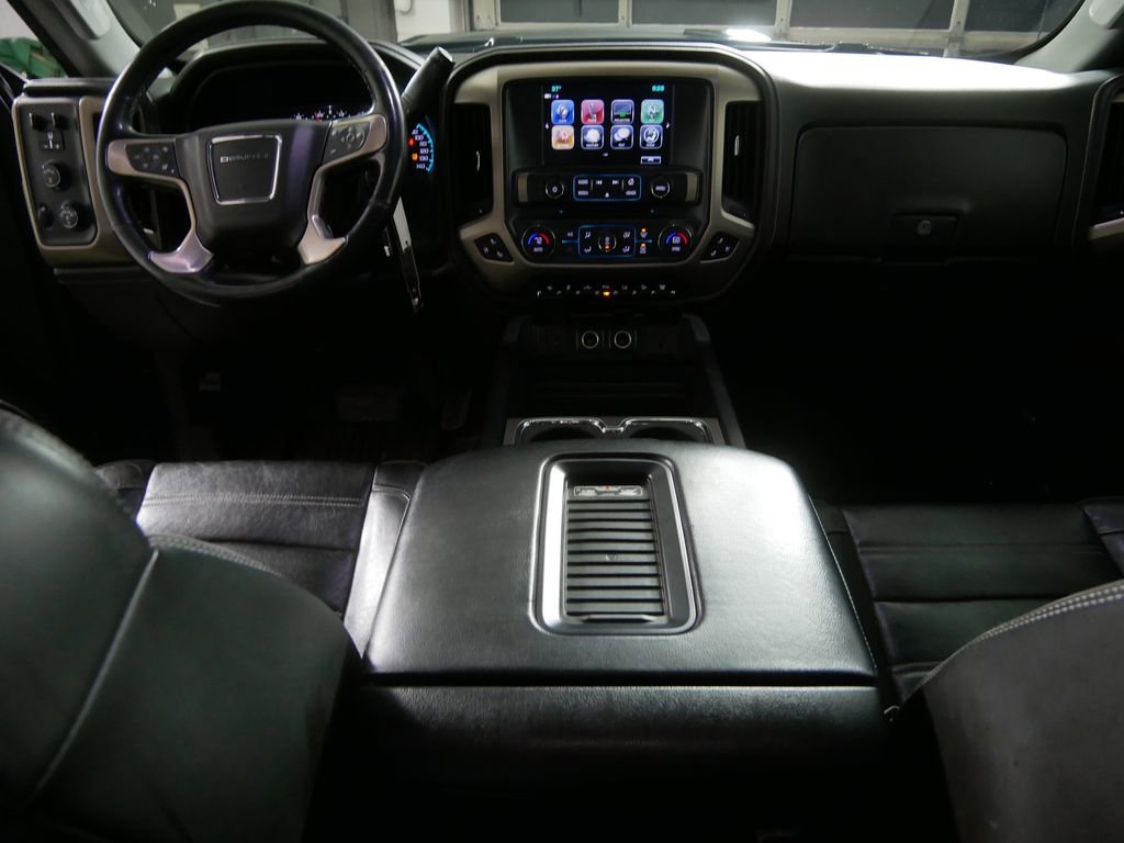 Used 2019 GMC Sierra 2500 Denali w/ Duramax Plus Package image 20