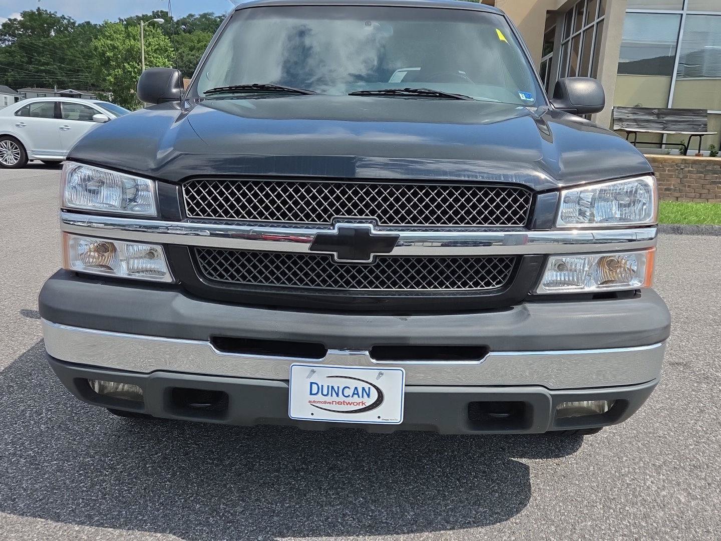 Used 2003 Chevrolet Silverado 1500 LS w/ Off-Road Package AWD/4WD image 10