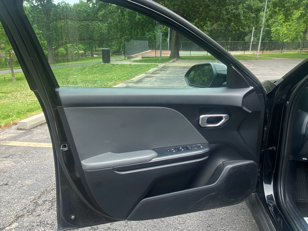 Used 2025 Kia K4 FWD image 12