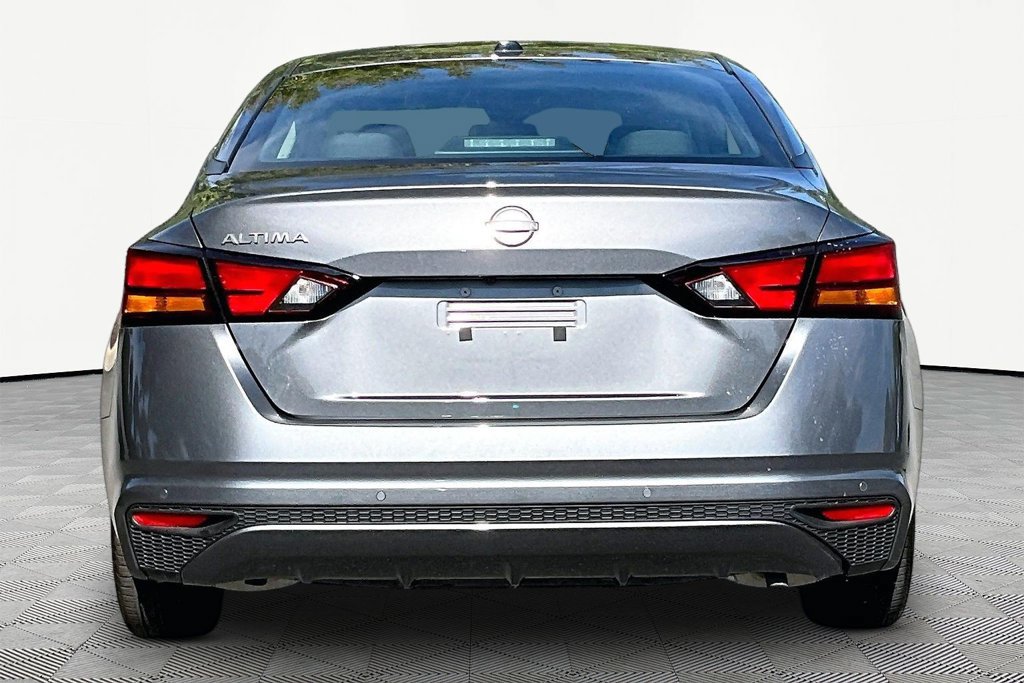 Used 2026 Nissan Altima 2.5 SV FWD image 6