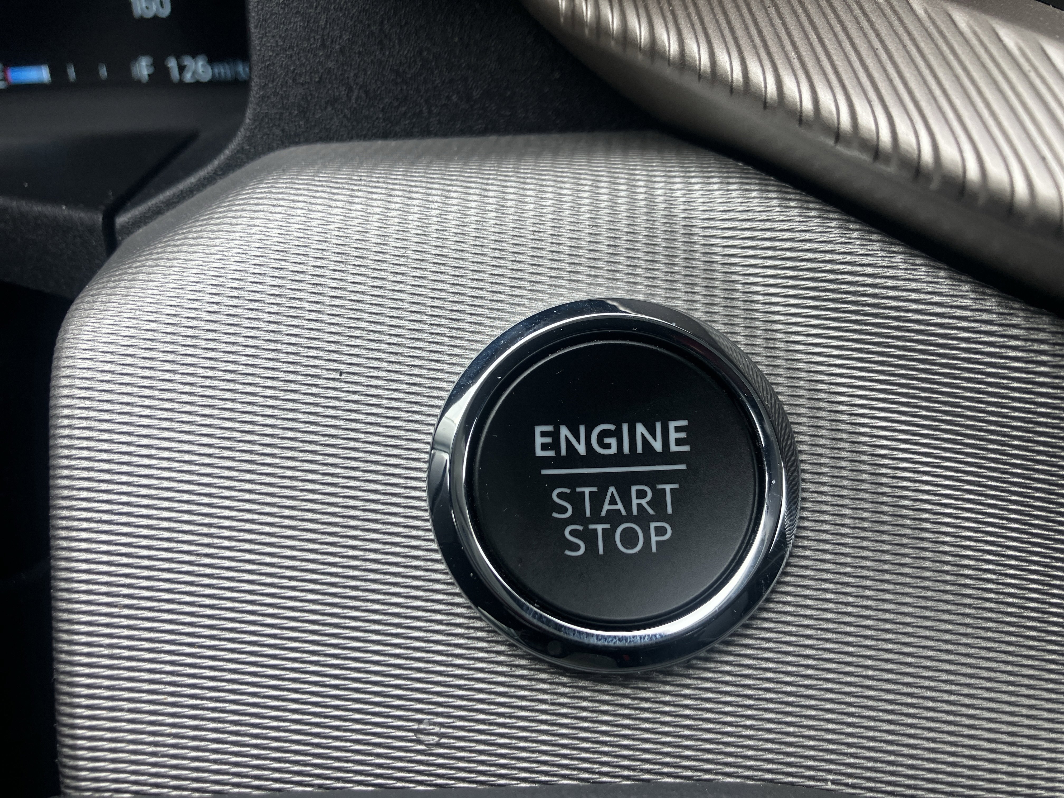 Used 2025 Ford Explorer Active image 27