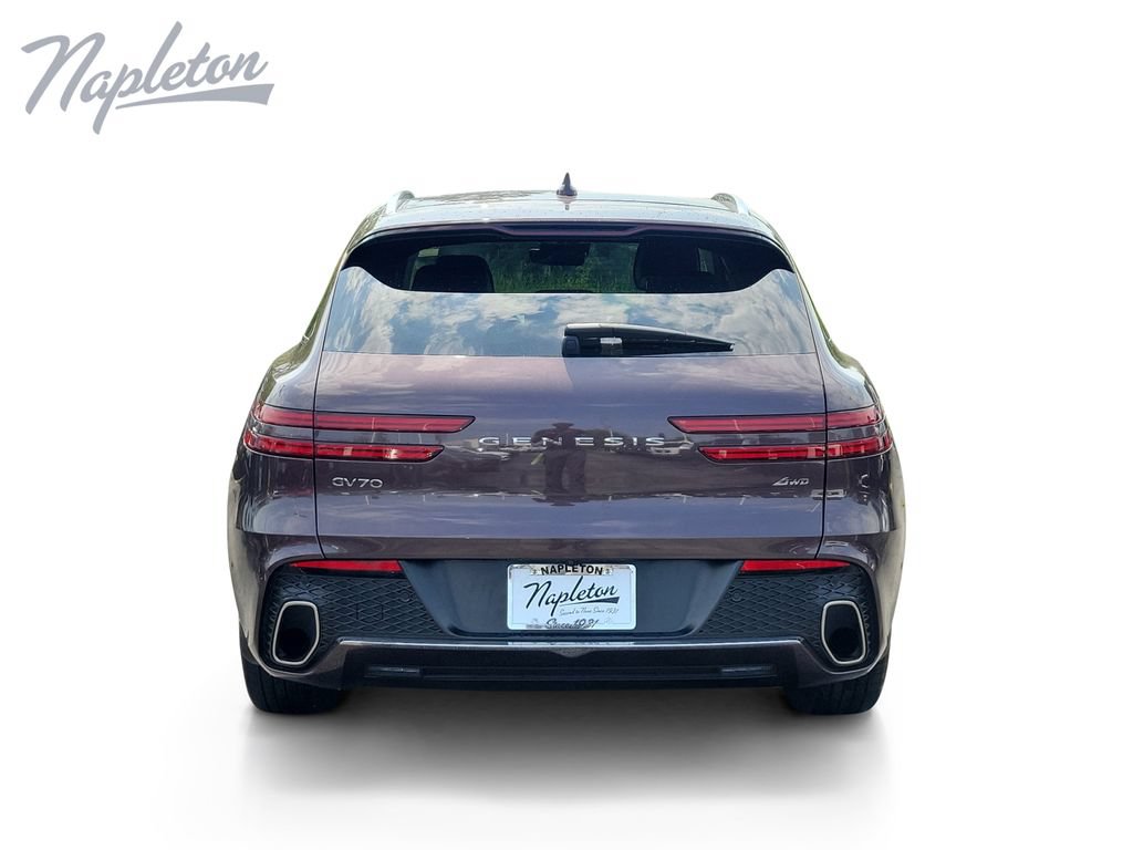 Used 2023 Genesis GV70 2.5T w/ Advanced Package AWD/4WD image 4