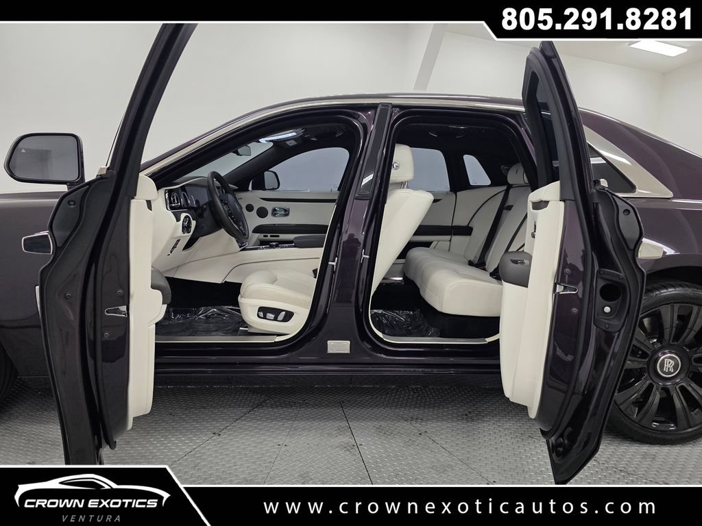 Used 2023 Rolls-Royce Ghost AWD/4WD image 42