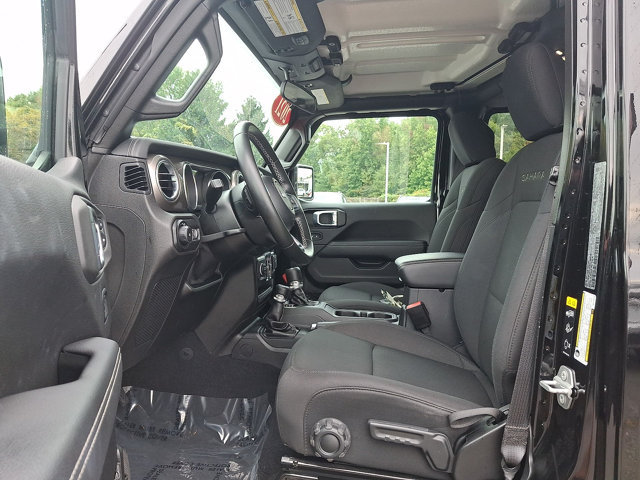 Used 2021 Jeep Wrangler Unlimited Sahara w/ Safety Group AWD/4WD image 12