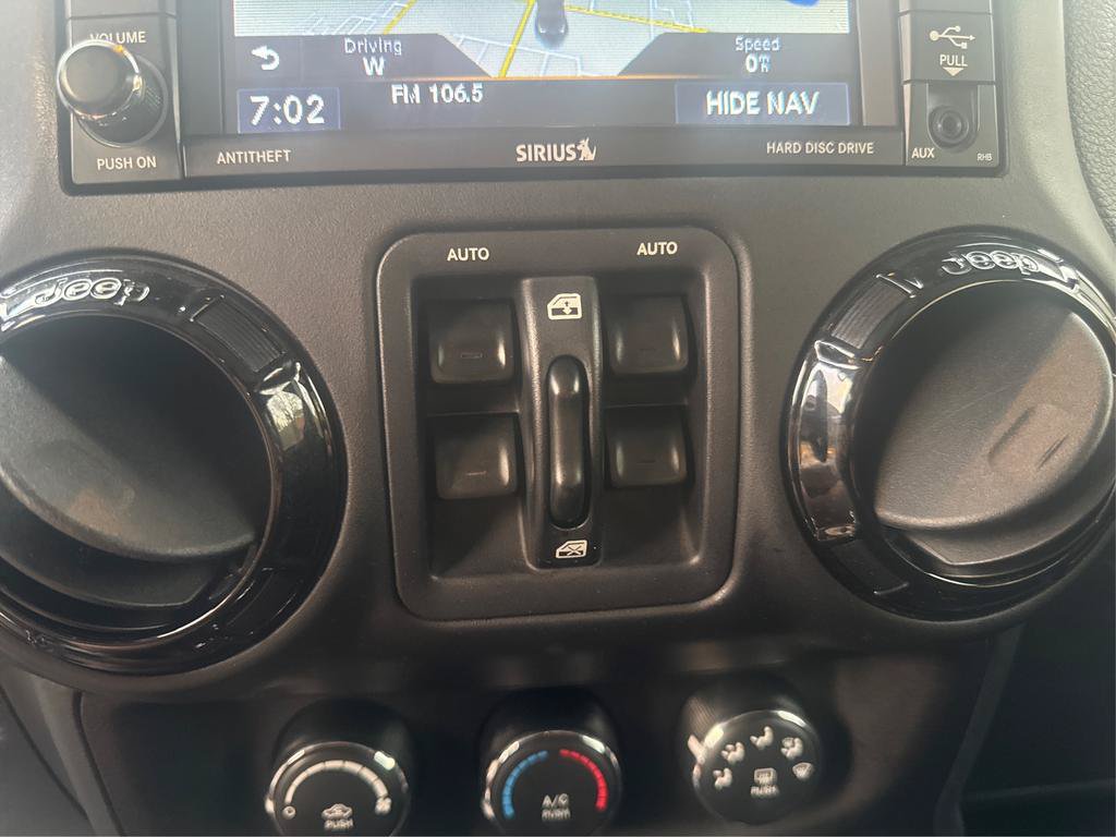 Used 2017 Jeep Wrangler Unlimited Sahara AWD/4WD image 24