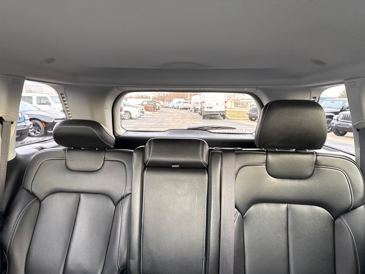 Used 2023 Jeep Grand Cherokee Limited image 26