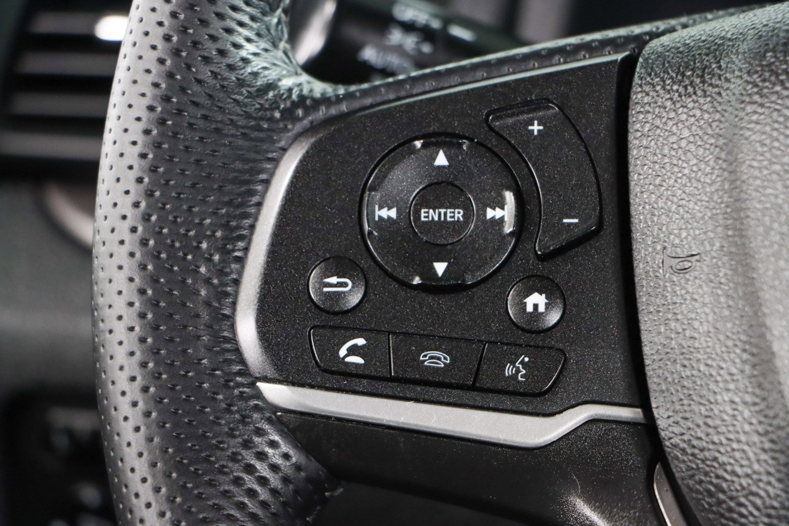 Used 2023 Honda Passport EX-L image 14