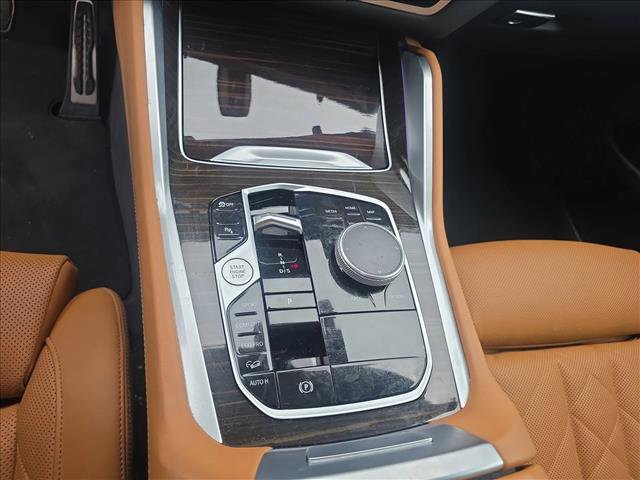 Used 2024 BMW X6 xDrive40i w/ Premium Package image 15