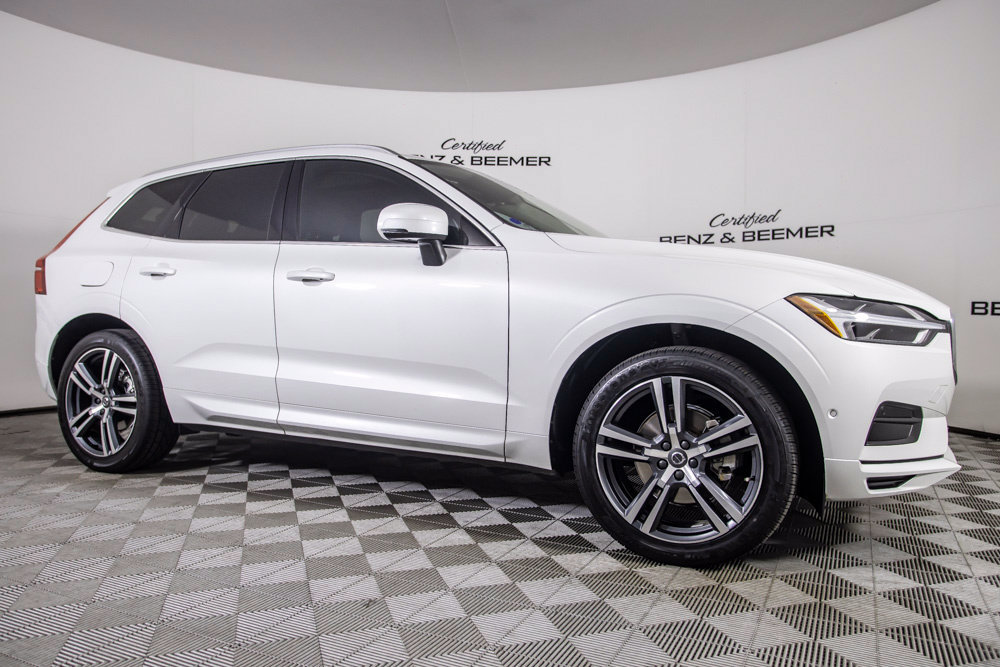 Used 2019 Volvo XC60 T5 Momentum w/ Premium Package FWD image 2