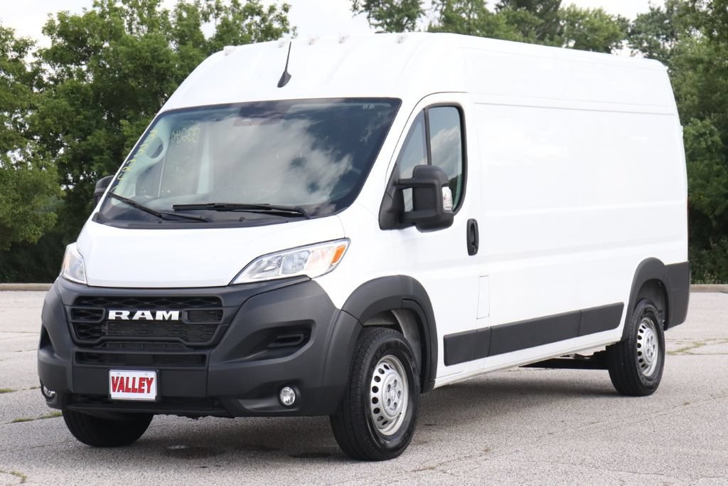 Used 2026 RAM ProMaster 2500 w/ Convenience Group FWD image 5