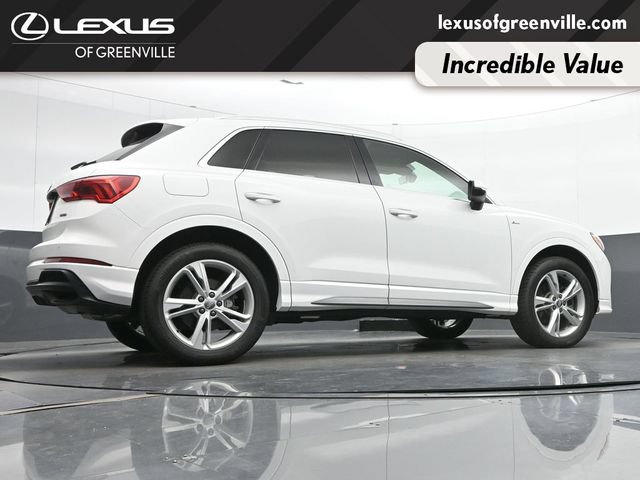 Used 2020 Audi Q3 2.0T Premium w/ Convenience Package AWD/4WD image 12