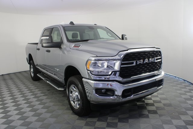 Used 2024 RAM 2500 Big Horn w/ Bed Utility Group image 24