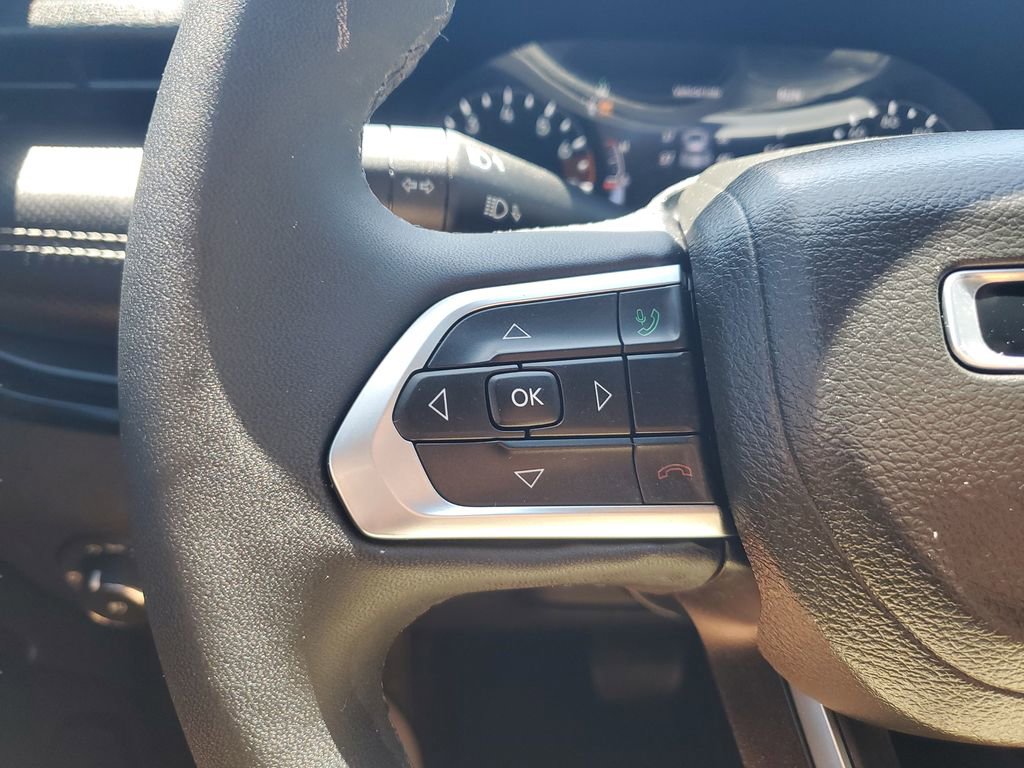 Used 2022 Jeep Compass Latitude FWD image 22