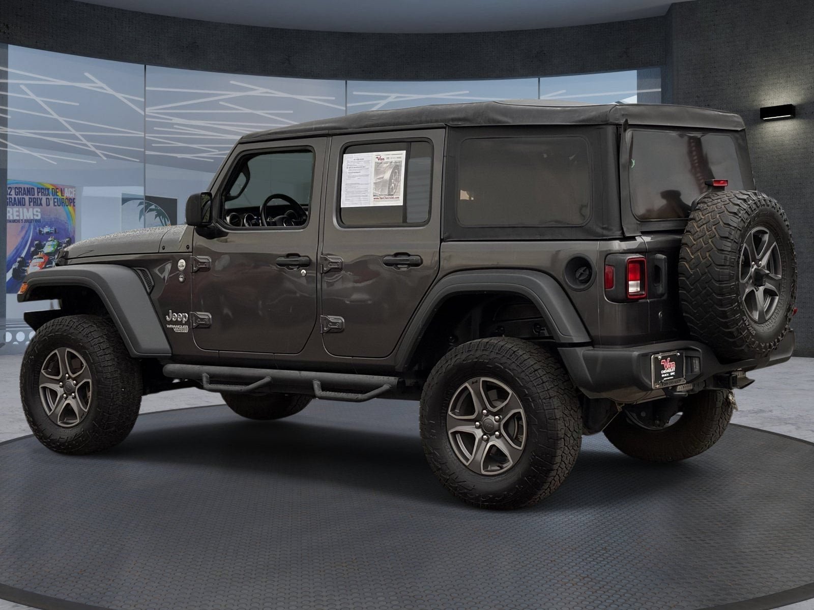 Used 2018 Jeep Wrangler Unlimited Sport S AWD/4WD image 4