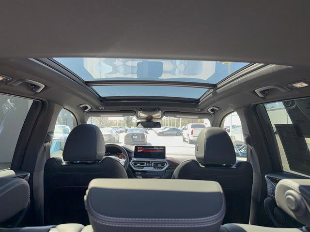 Used 2023 BMW X3 xDrive30i w/ Premium Package image 6