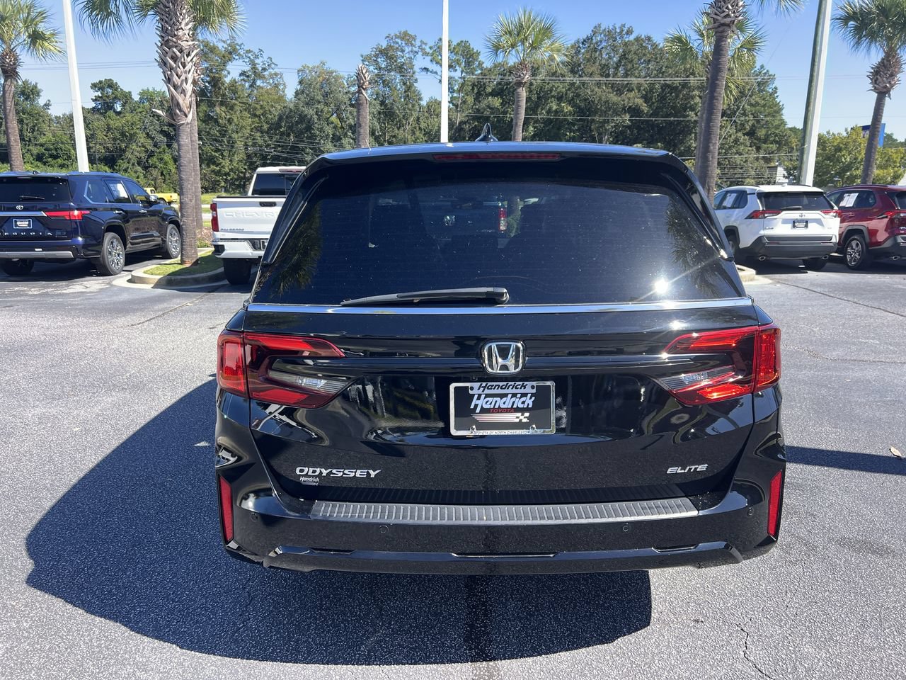 Used 2025 Honda Odyssey Elite image 9