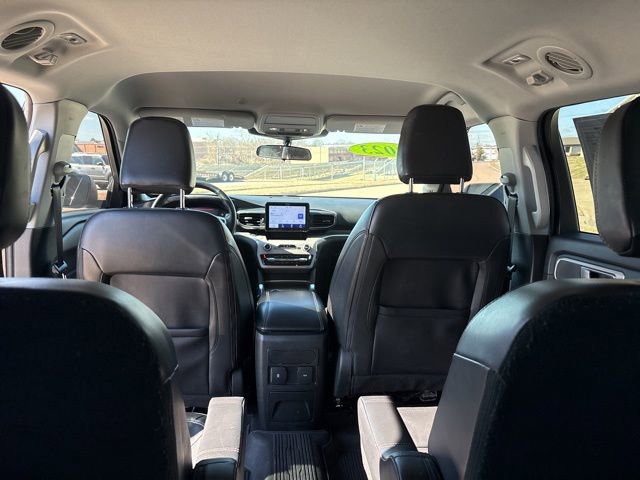 Used 2023 Ford Explorer XLT w/ Equipment Group 202A image 21