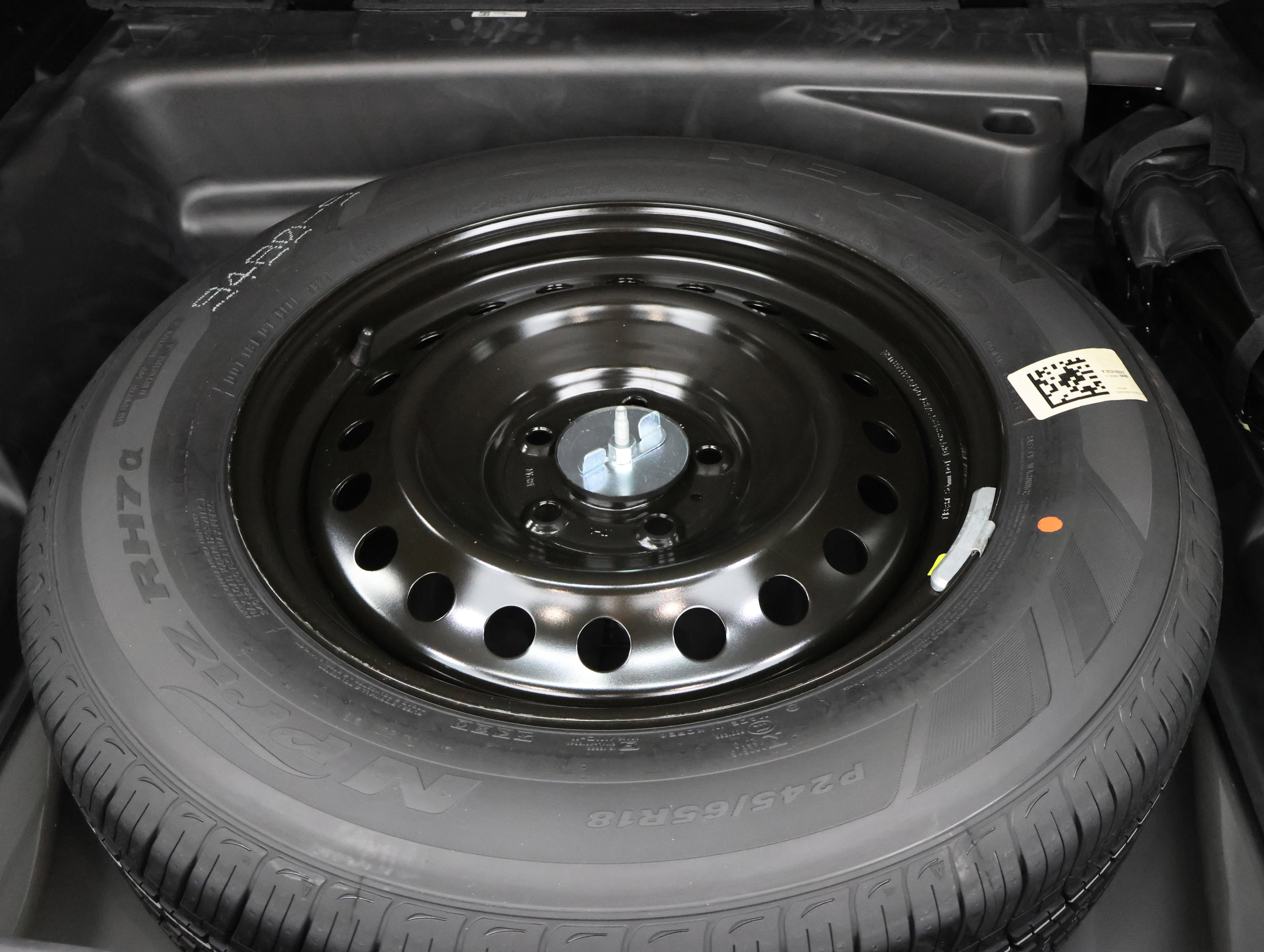 Used 2025 Jeep Grand Cherokee Limited w/ Luxury Tech Group II image 32