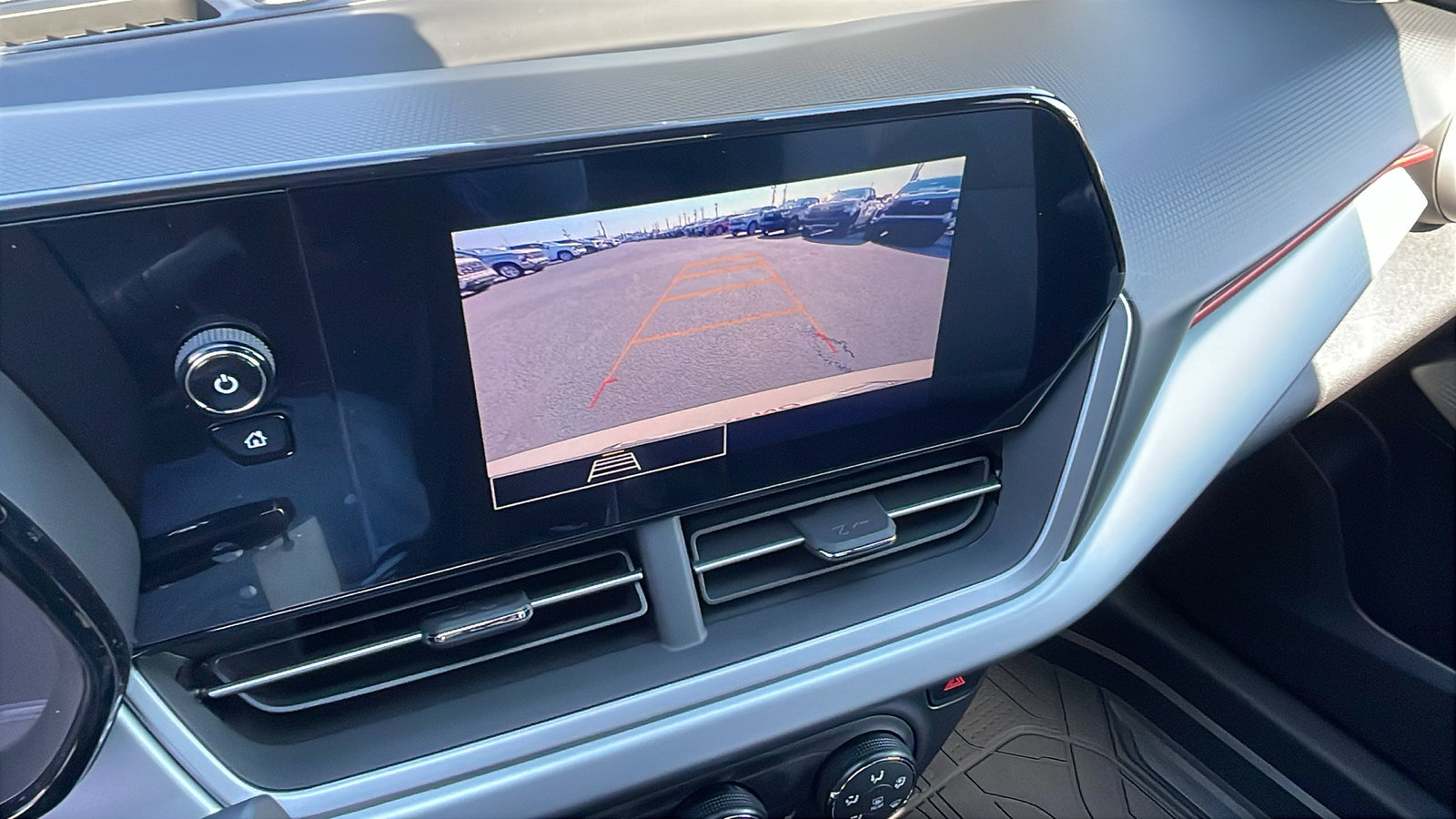 New 2026 Chevrolet Trax RS w/ Sunroof Package FWD image 23