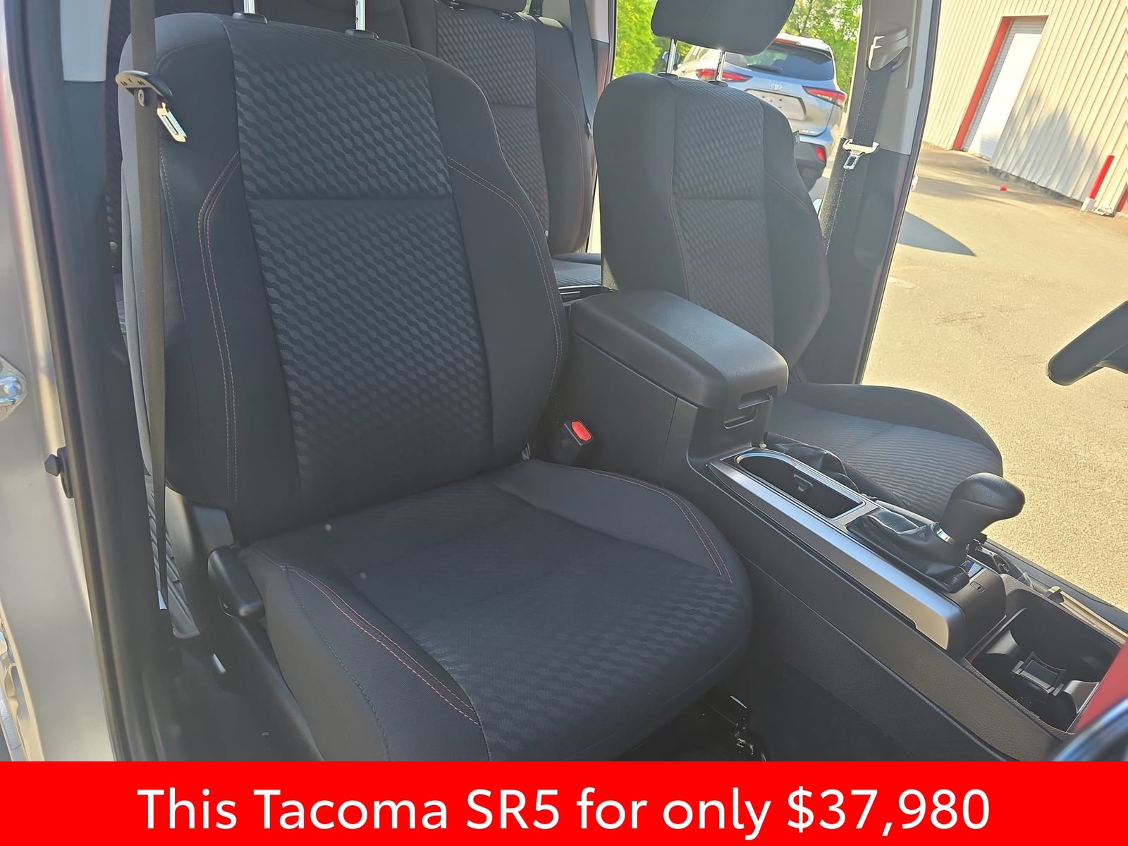 Used 2023 Toyota Tacoma SR5 w/ Technology Package AWD/4WD image 16