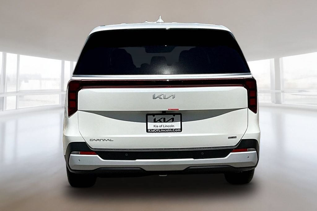 New 2026 Kia Carnival LXS FWD image 4