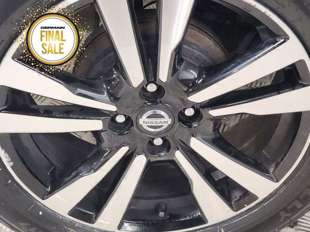 Used 2020 Nissan Kicks SV image 10