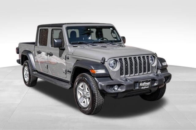 Used 2020 Jeep Gladiator Sport w/ Quick Order Package 24S AWD/4WD image 2