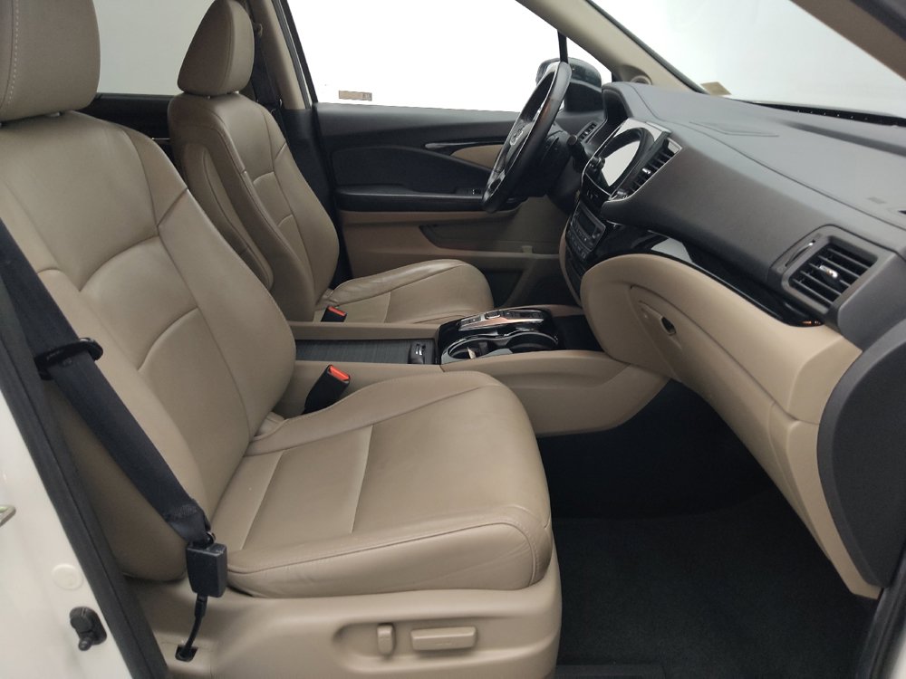 Used 2019 Honda Pilot Touring image 21