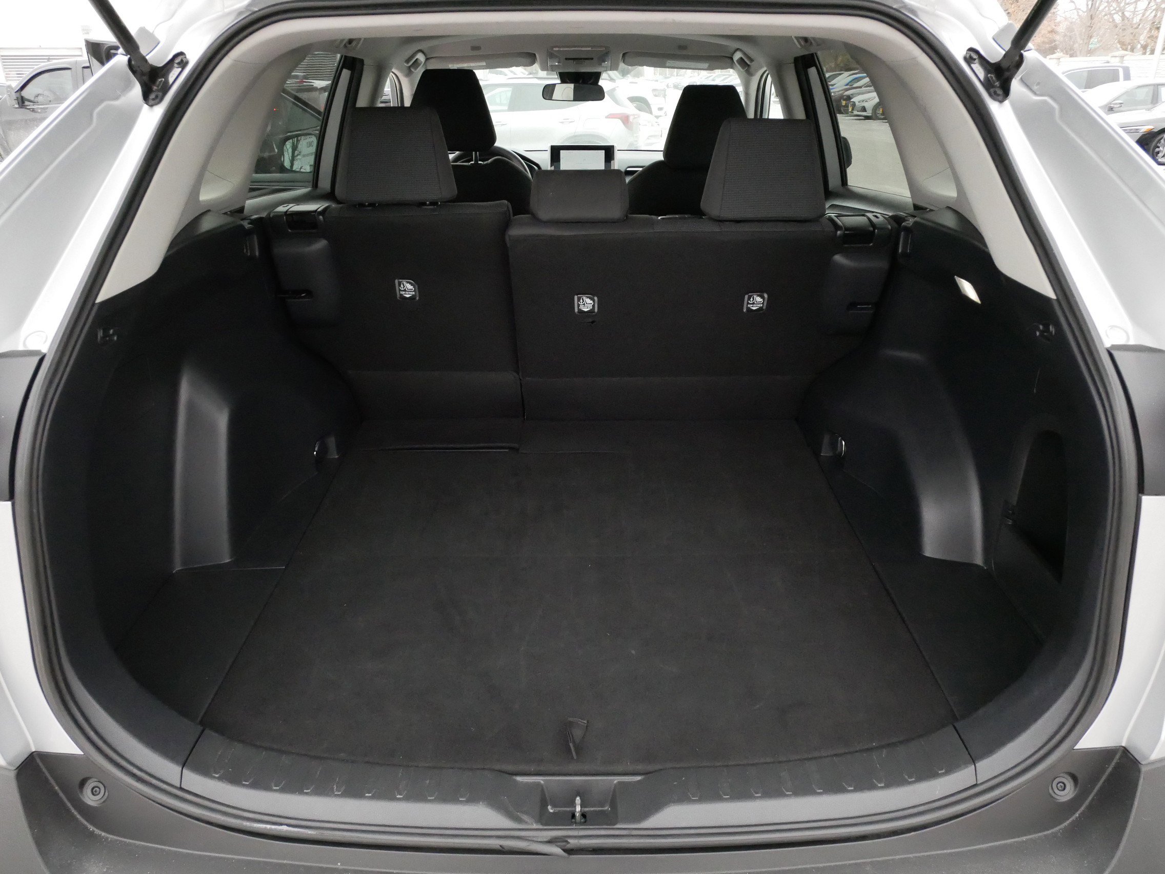 Used 2025 Toyota RAV4 LE image 18