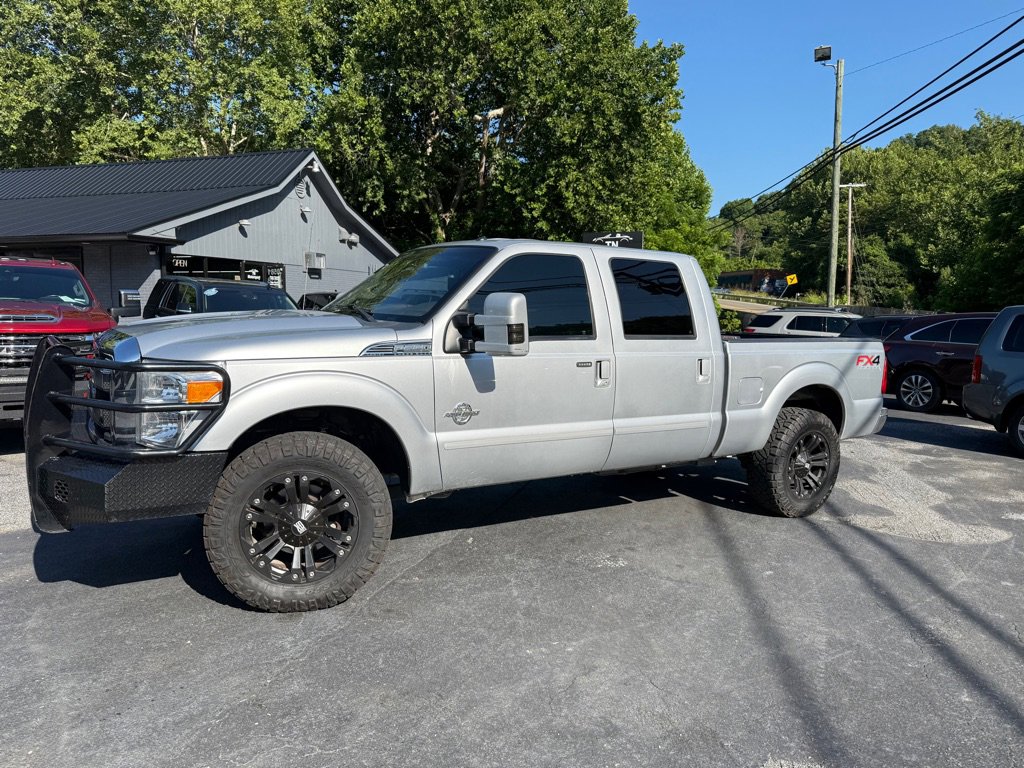 Used 2014 Ford F250 Lariat w/ Lariat Interior Package AWD/4WD image 8