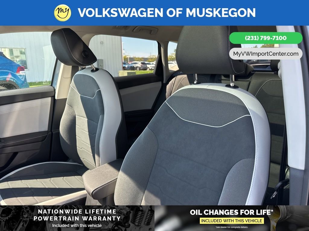 New 2025 Volkswagen Taos SE image 12