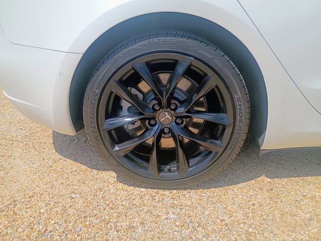 Used 2020 Tesla Model 3 Standard Range RWD image 21