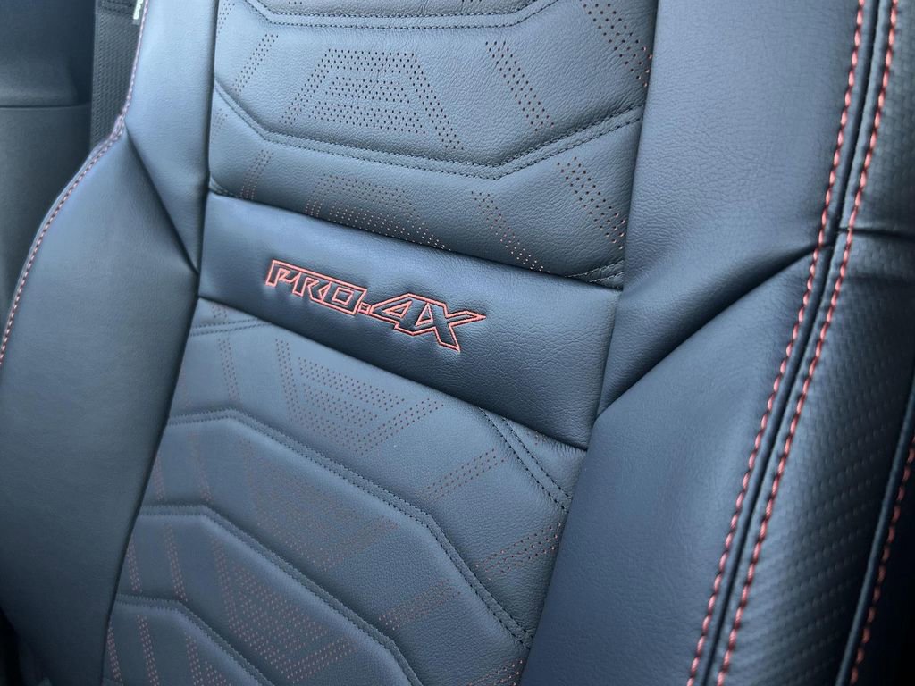 New 2025 Nissan Frontier PRO-4X w/ Pro Premium Package image 30