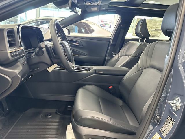 New 2026 Toyota Crown Signia AWD/4WD image 9