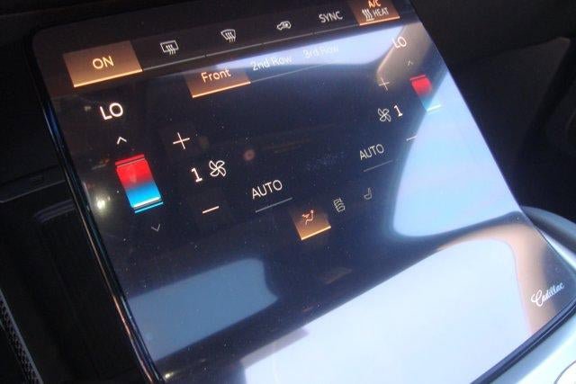 New 2026 Cadillac Vistiq Luxury image 13