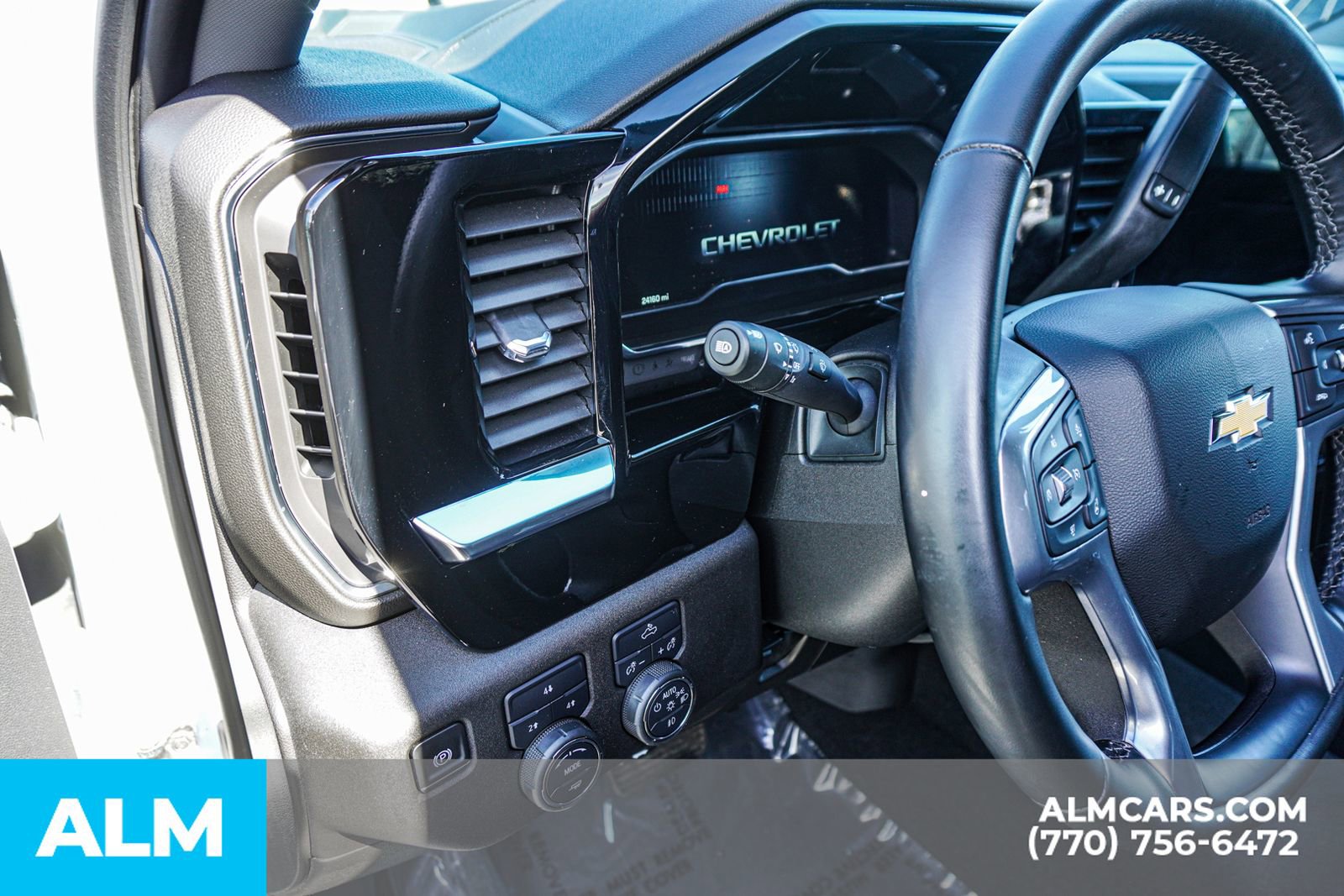 Used 2025 Chevrolet Silverado 2500 LT w/ Convenience Package AWD/4WD image 38