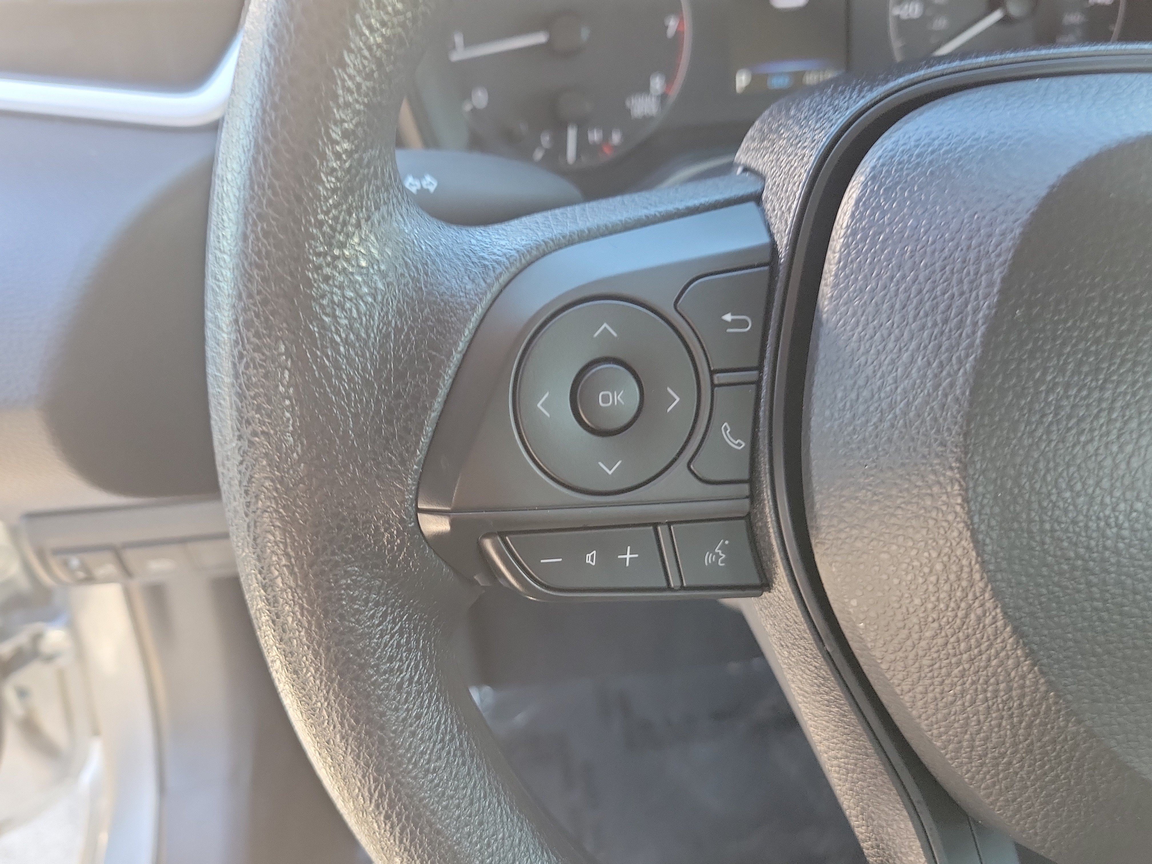 Used 2024 Toyota Corolla LE FWD image 26