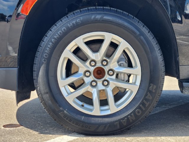 Used 2024 Chevrolet Tahoe LT RWD image 10