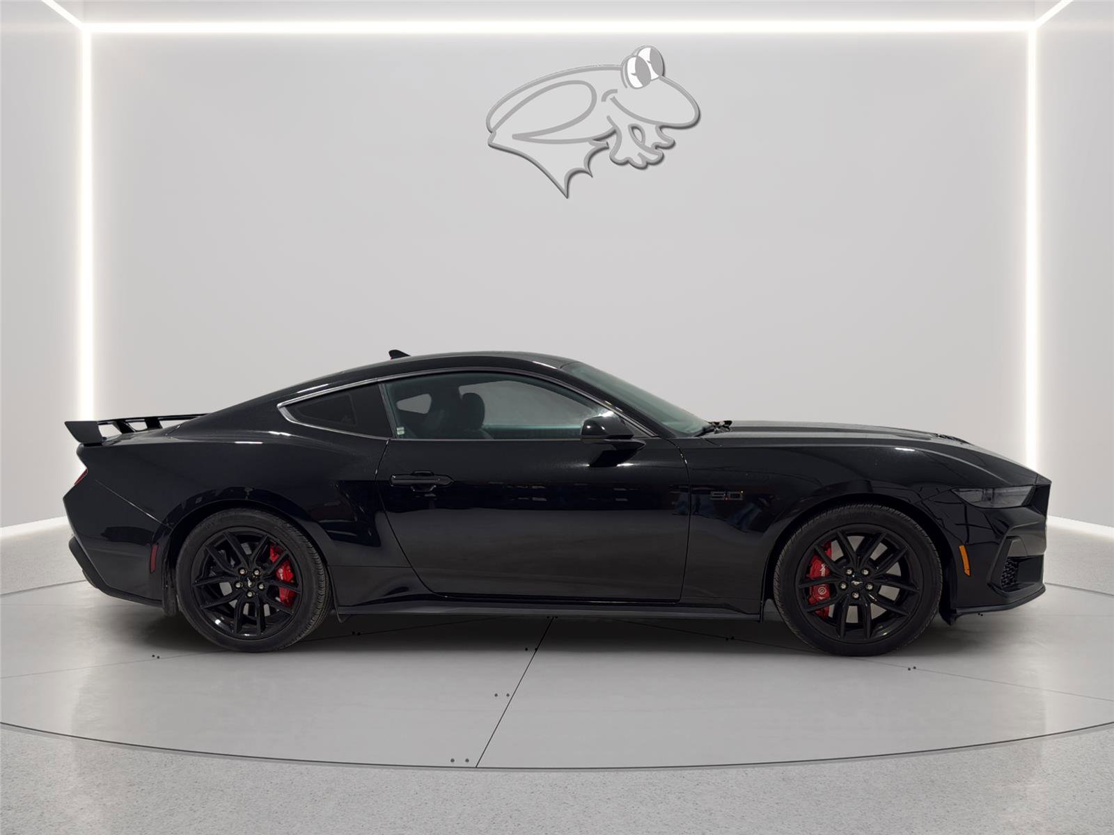 Used 2024 Ford Mustang GT RWD image 6